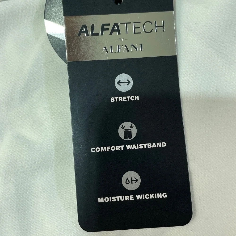 NWT Alfani Alfatech Tech Shorts Men's 40 White Cotton Blend Stretch Flat Front